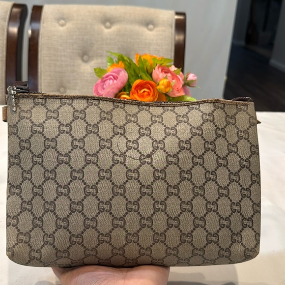 Authentic Gucci plus vintage pouch - Picture 1 of 10